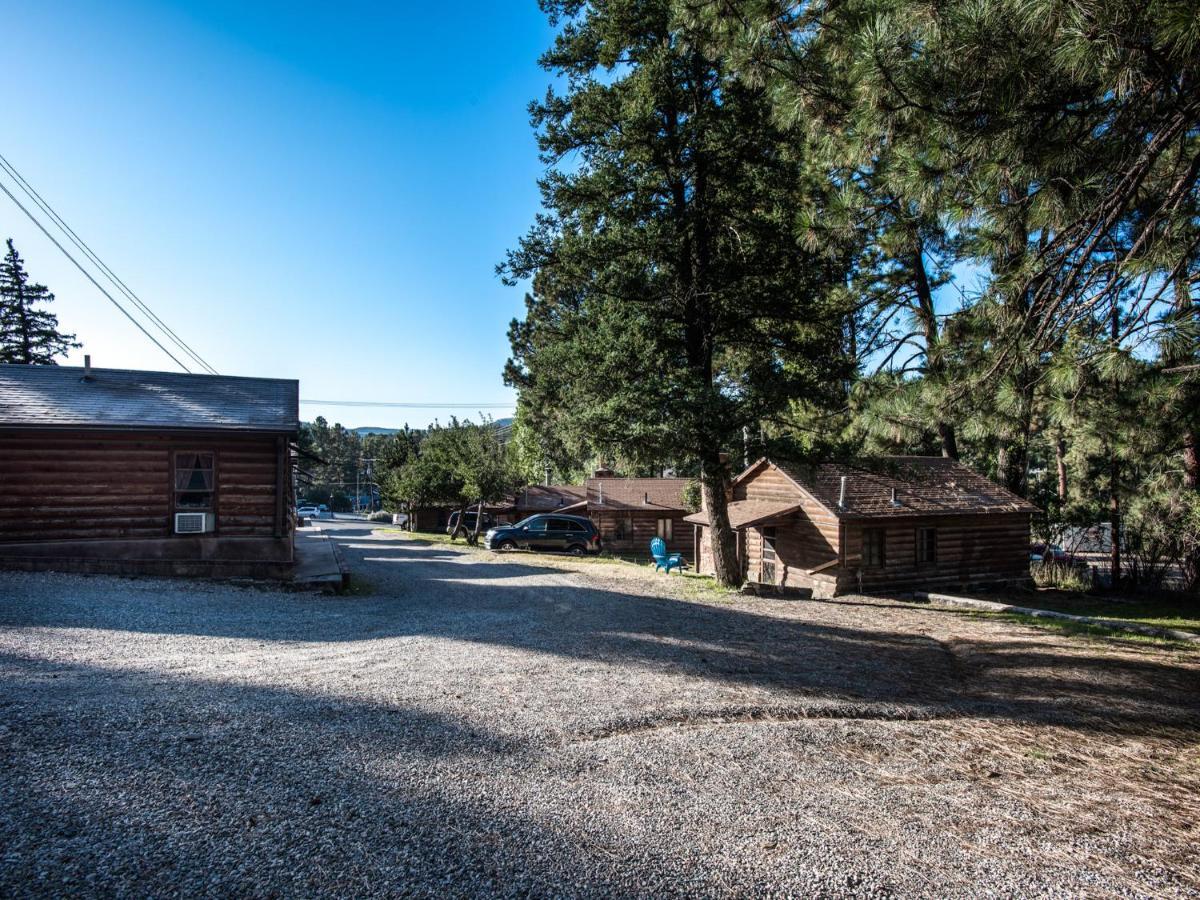 Pine Cabin, 2 Bedrooms, Fireplace, Midtown, Sleeps 6 Ruidoso Exteriör bild